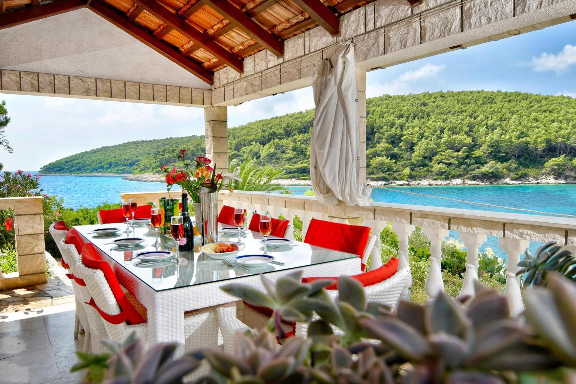 Waterfront Villa With Pool Vela Luka Εξωτερικό φωτογραφία
