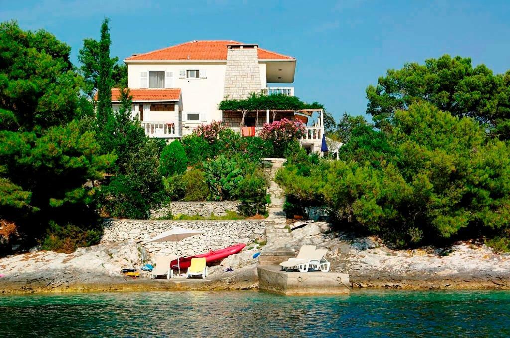 Waterfront Villa With Pool Vela Luka Εξωτερικό φωτογραφία